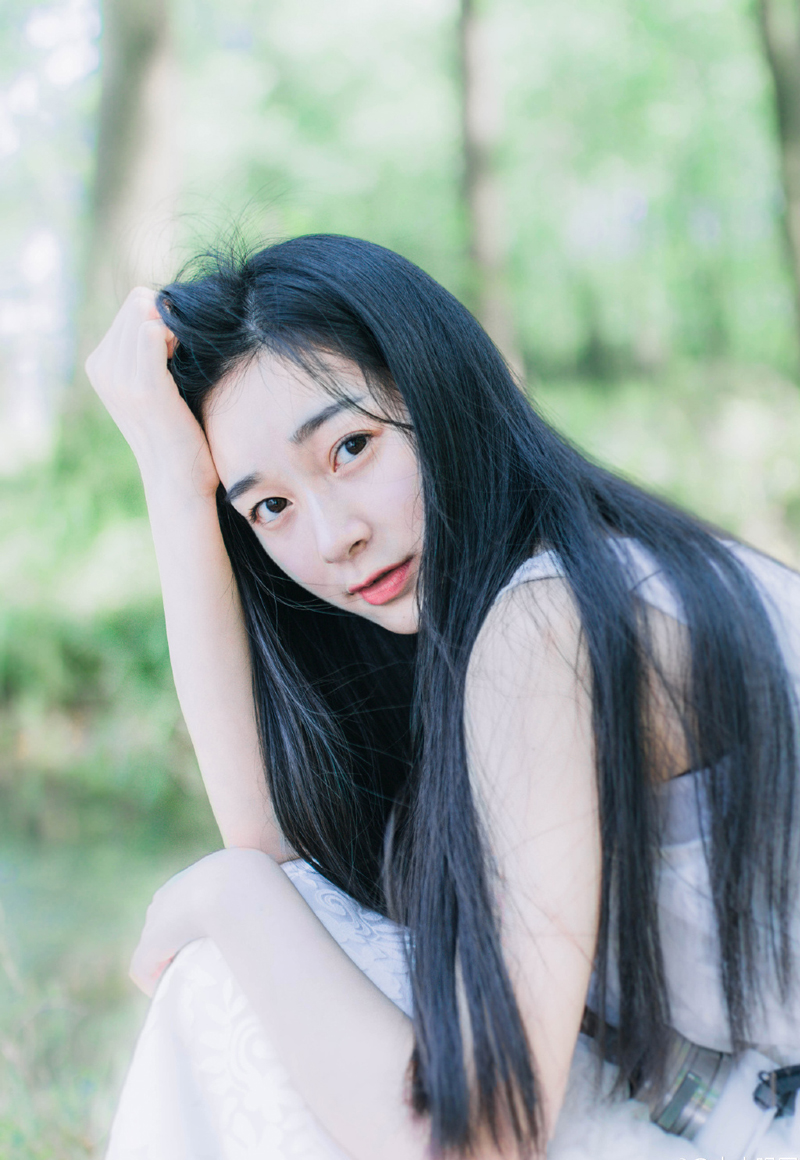 其实这世界上要淡泊名利的人就两种，一种名气小得想出也出不了，一种名气大得不想出还在火；前者无所谓了，后者无所求了。——韩寒《光明与磊落》